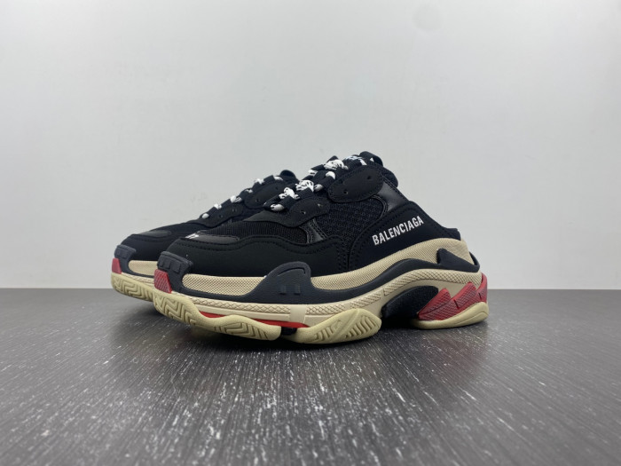 Ba*len*cia*ga triple s sneaker 80000107