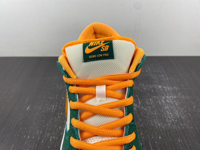 nike sb dunk low legion pine kumquat 304292-383