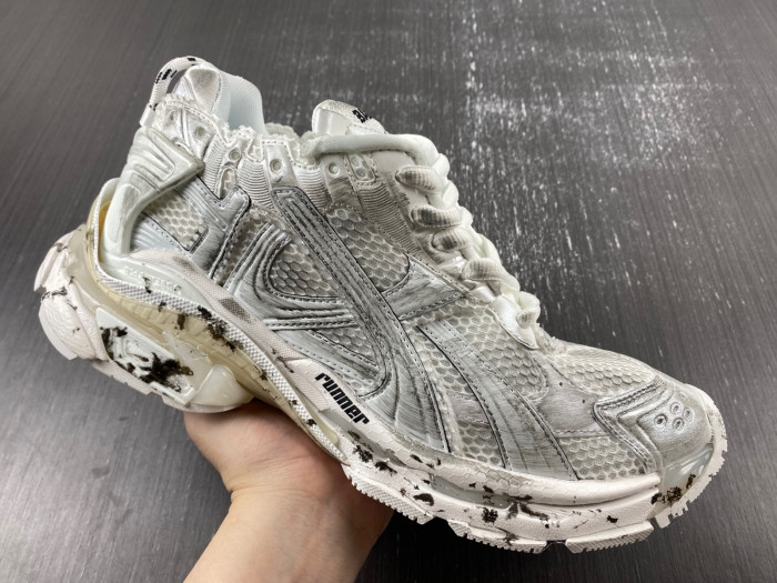 Ba*len*cia*ga runner sneaker