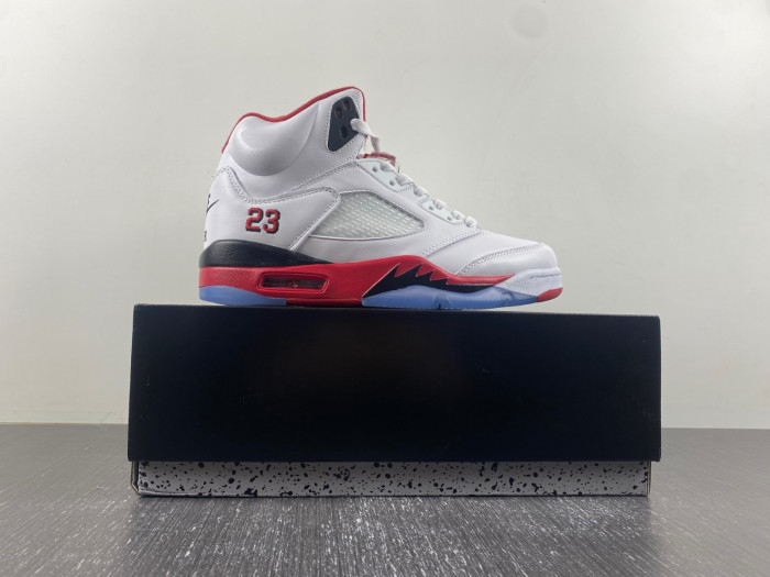air jordan 5 retro fire red black tongue 136027-120