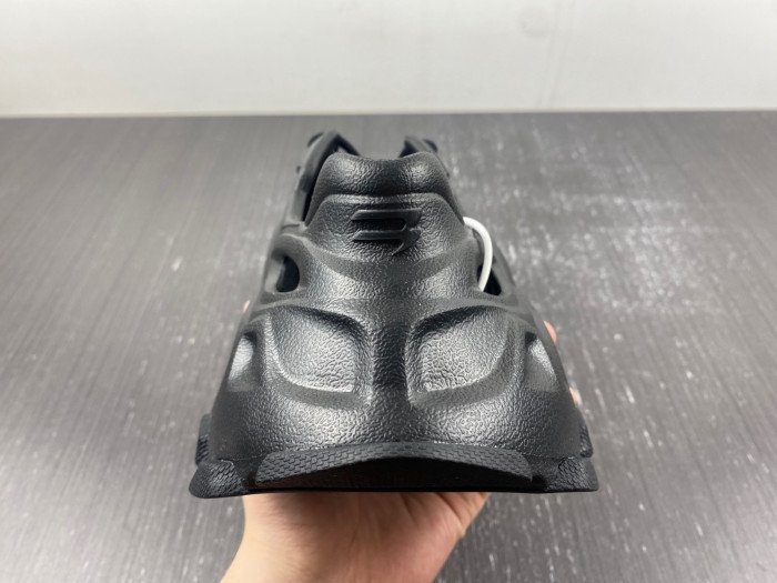 balenciag* sandal17