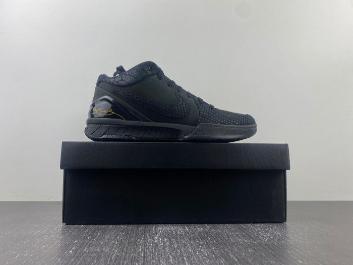 nike kobe 4 protro “black gold” fq3544-001