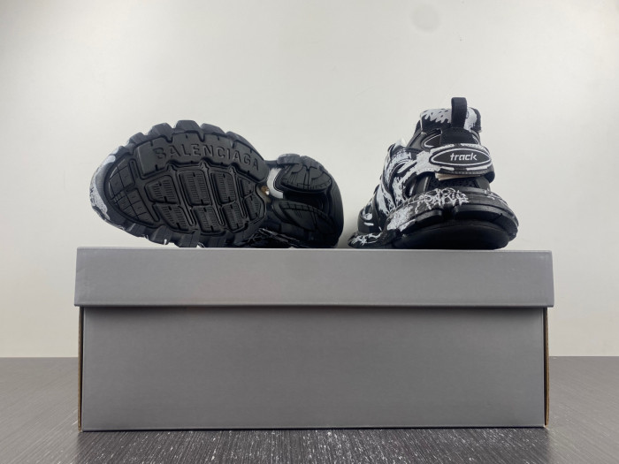 Ba*len*cia*ga track sneaker