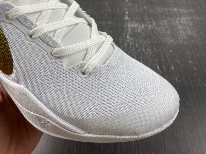 nike kobe 8 protro “white/metallic gold” nk0409