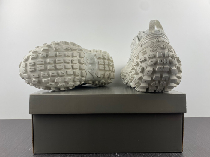 Ba*len*cia*ga defender sneaker