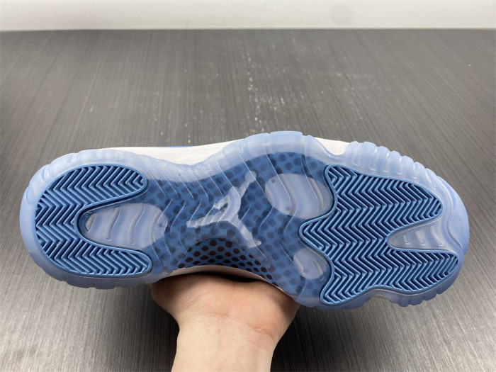 air jordan 11 retro low "carolina 2017 release" 528895-106