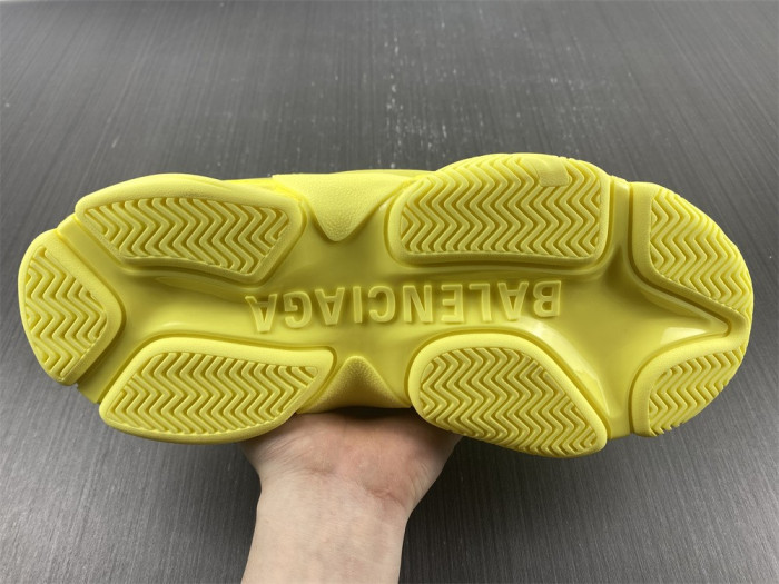 Ba*len*cia*ga triple s sneaker 8000013