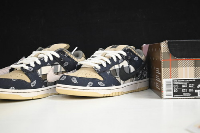 travis scott x nike sb dunk low ct5053-001