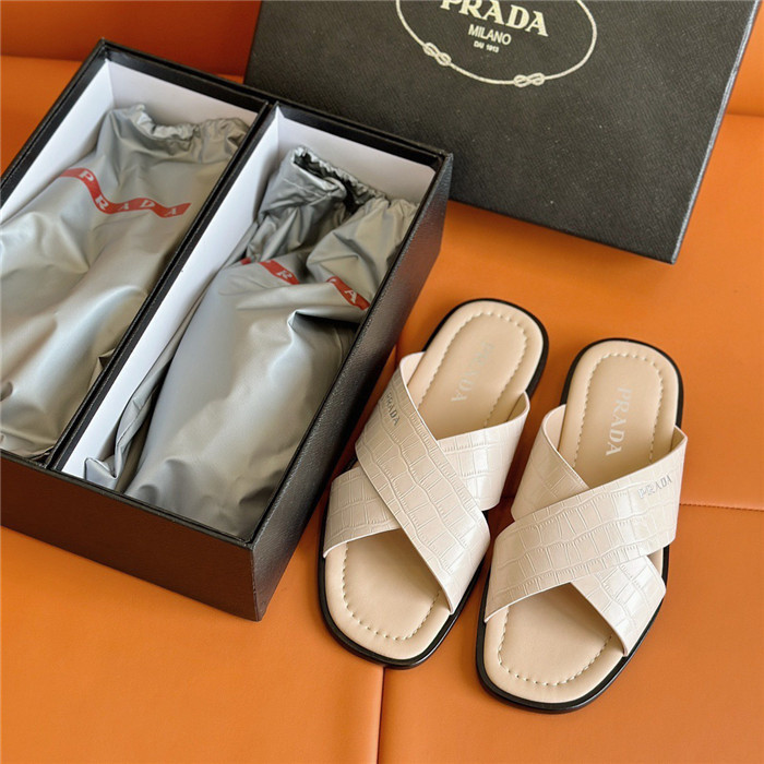 prad* sandals p010