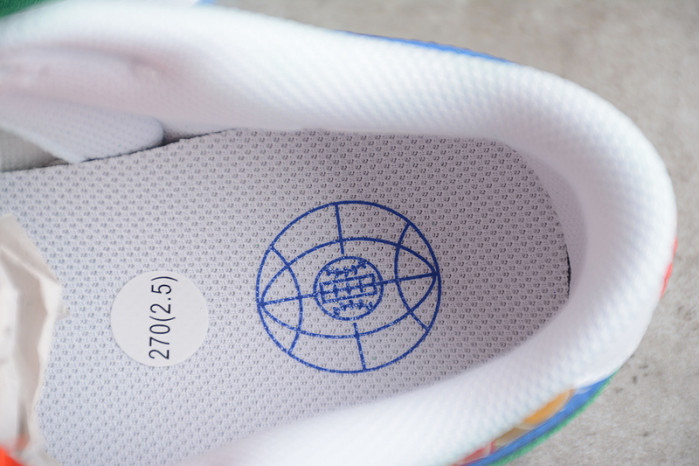 nike dunk low foam finger dz5184-300