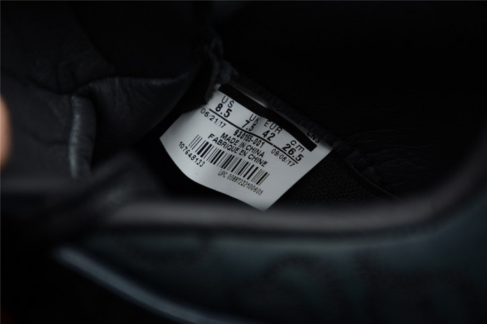 nike air jordan 4 retro kaws black 930155-001