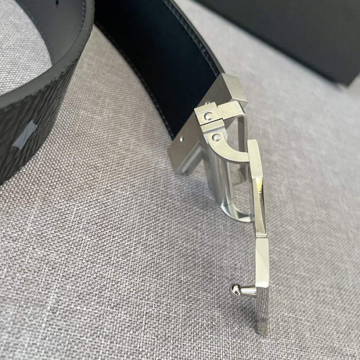mcm belt 03