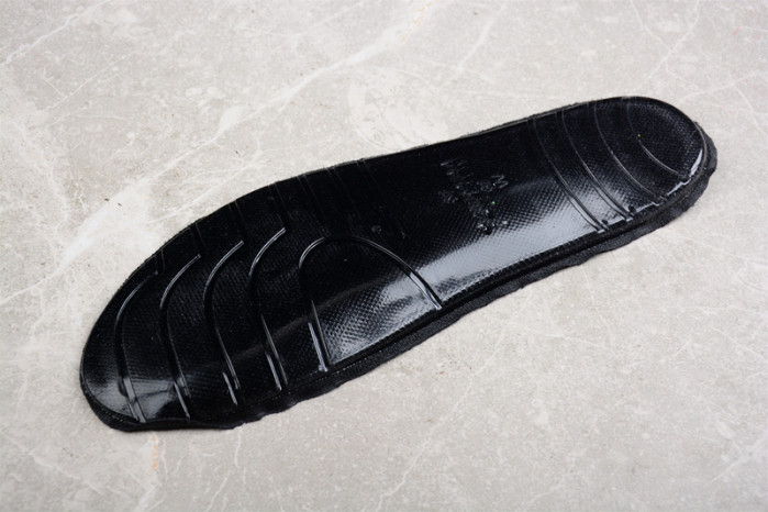 Ba*len*cia*ga track 8000017