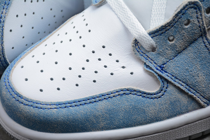 air jordan 1 high og “hyper royal” 555088-402