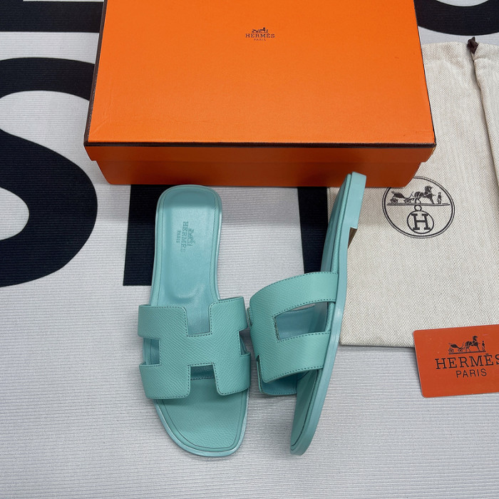 herme* sandal 30