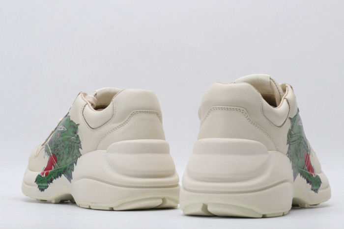 G*u*i* rhyton sneaker