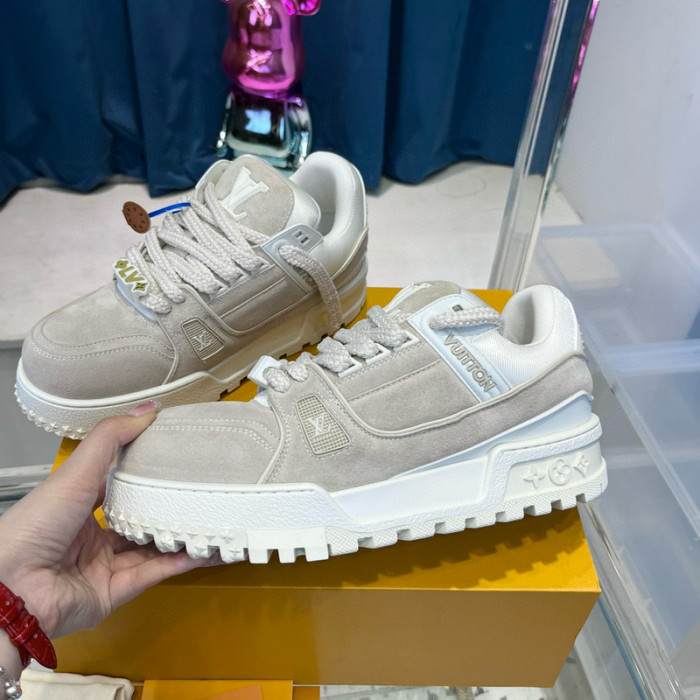 lv snekaers l0000220