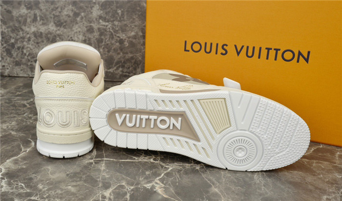 lv snekaers l0000335