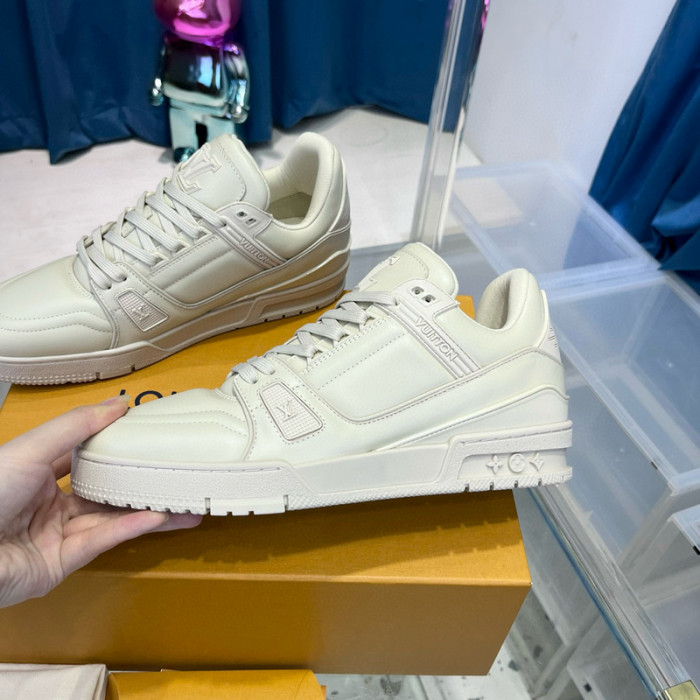 lv snekaers l0000222