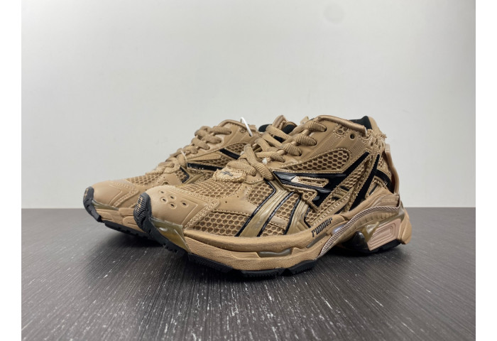 Ba1en*iaga runner 8000054