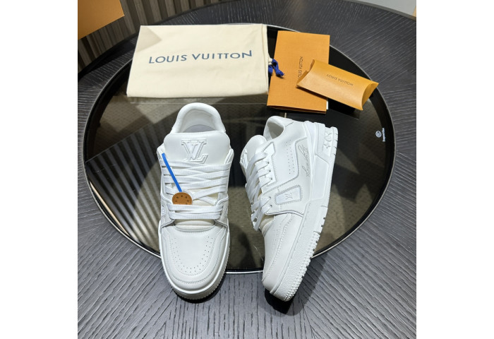 LV snekaers L0000490