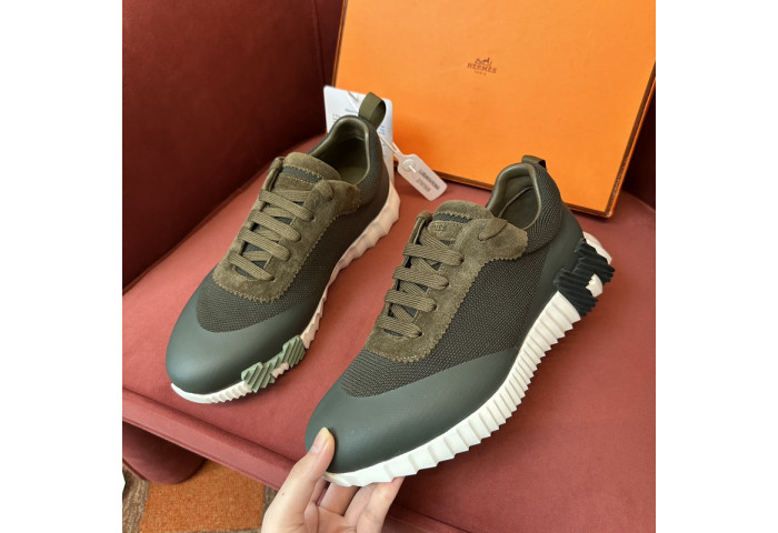 H**me5 snekaers hm028