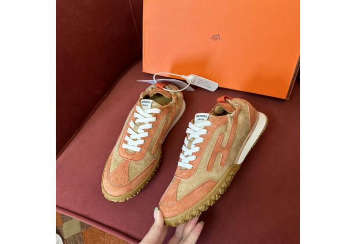 H**me5 snekaers hm042