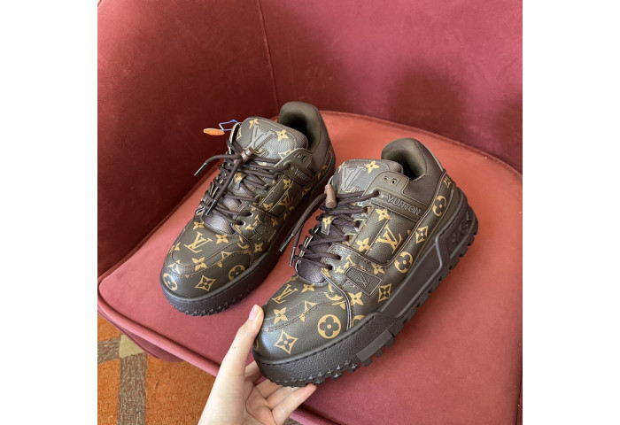 LV snekaers L0000511