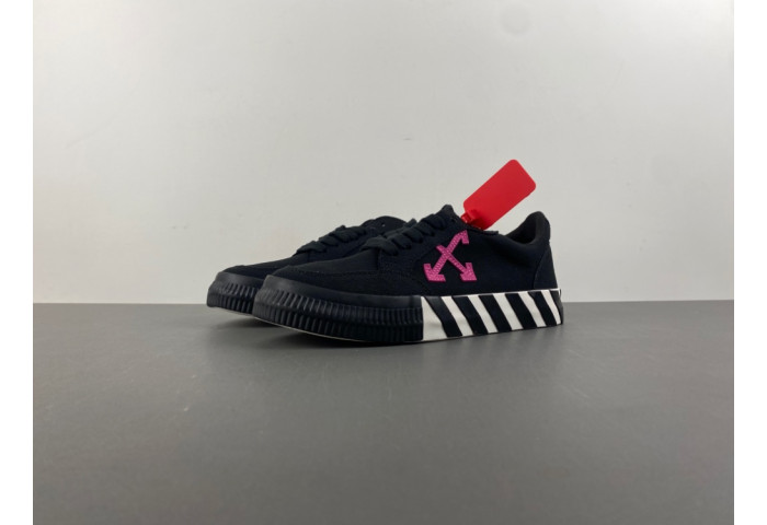 OFF-W c/o Virgil Abloh Vulc Low 2A6WTW