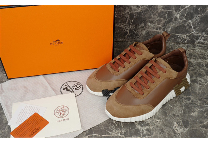 H**me5 snekaers hm011