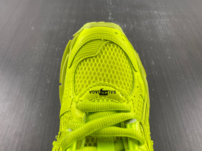 Ba1en*iaga runner 8000056