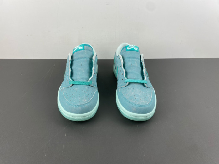 Air Jordan 1 Low OG “Washed Teal” HQ8111-300