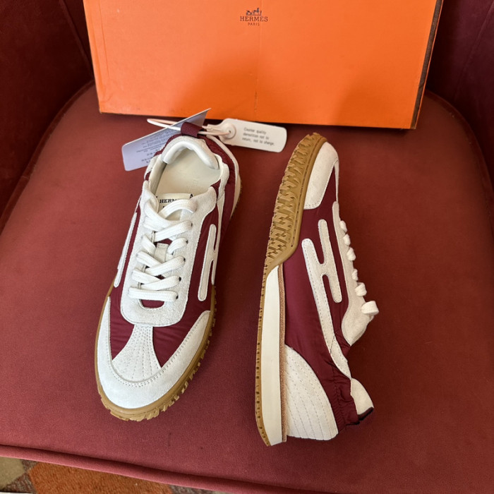 H**me5 snekaers hm038