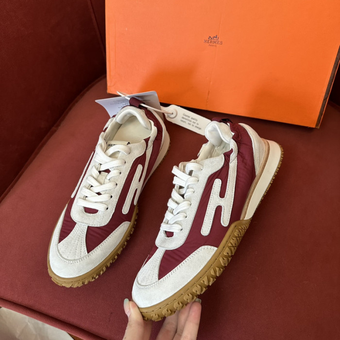 H**me5 snekaers hm038