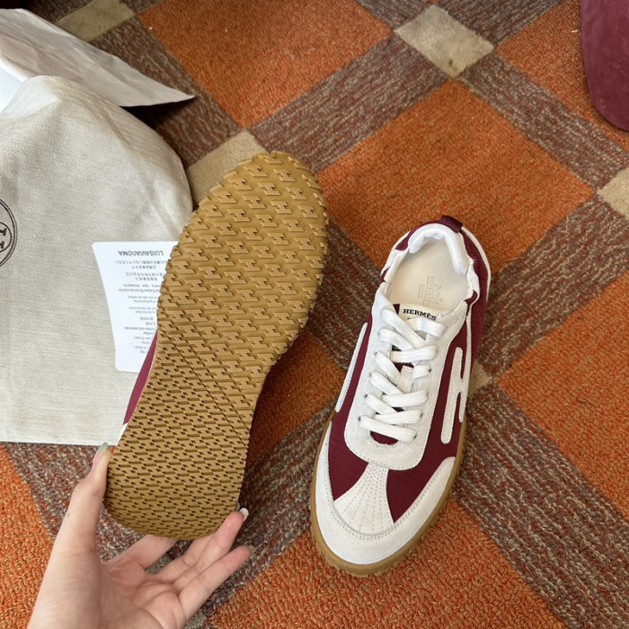 H**me5 snekaers hm038