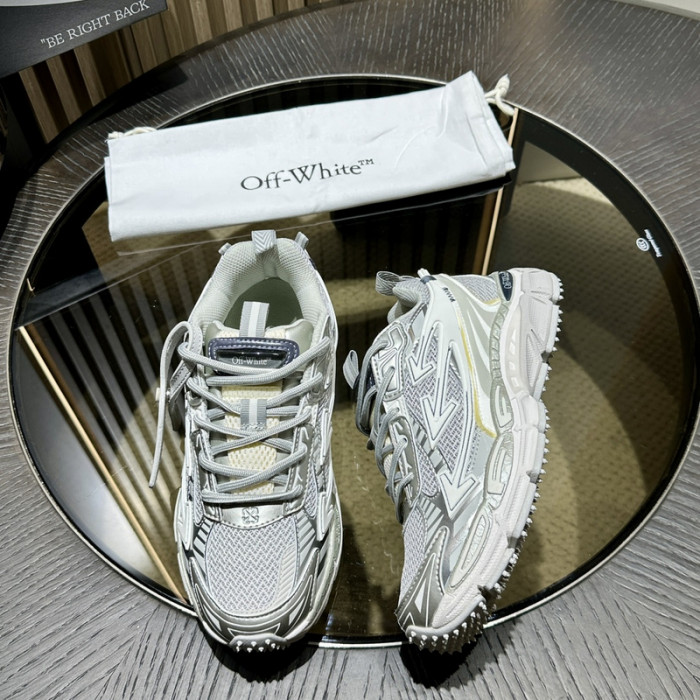 Off-White Be right back OWIA289F34
