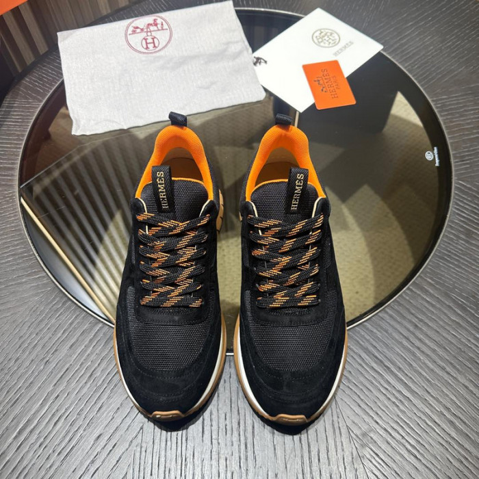 H**me5 snekaers hm049