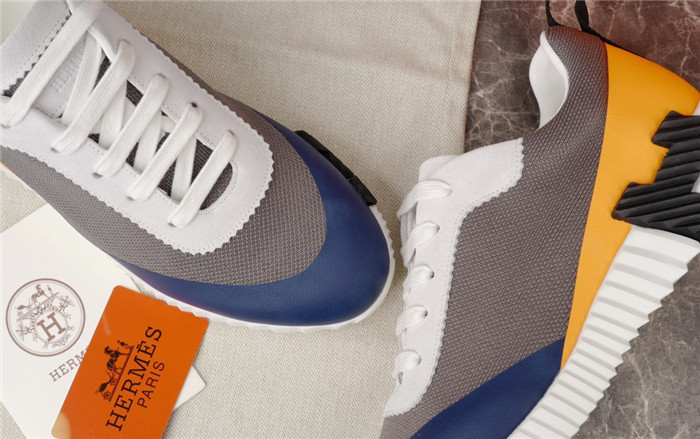 H**me5 snekaers hm022