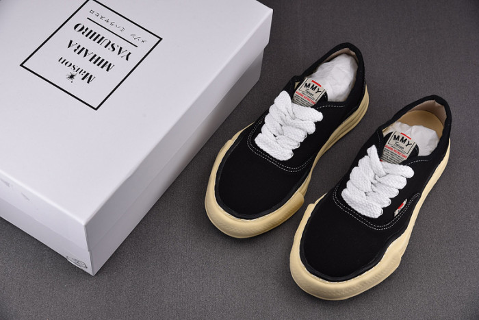 Ma*s*n mihara yasuhiro sneaker mmys35