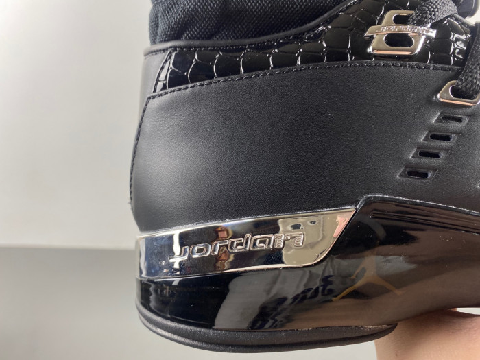 Air Jordan 17 OG Low Black Chrome 2024 303891-004