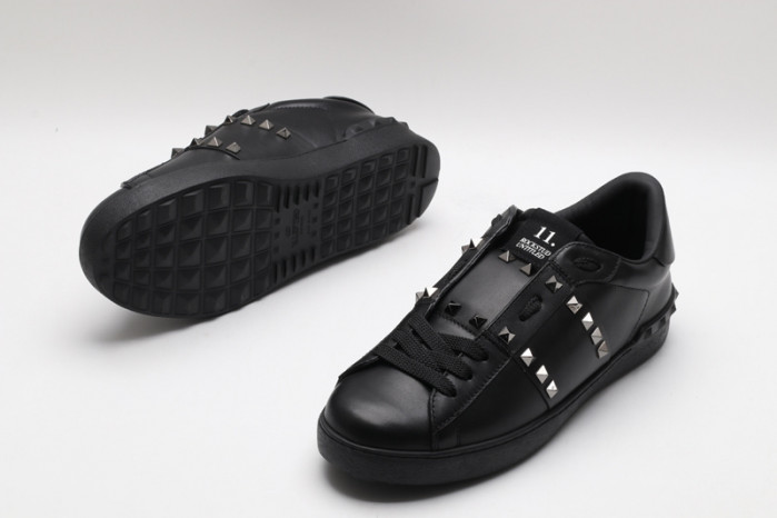 Va1e*ntin0 sneakers vt032