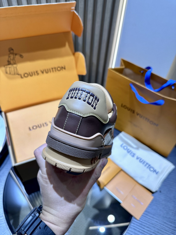 LV snekaers L0000357
