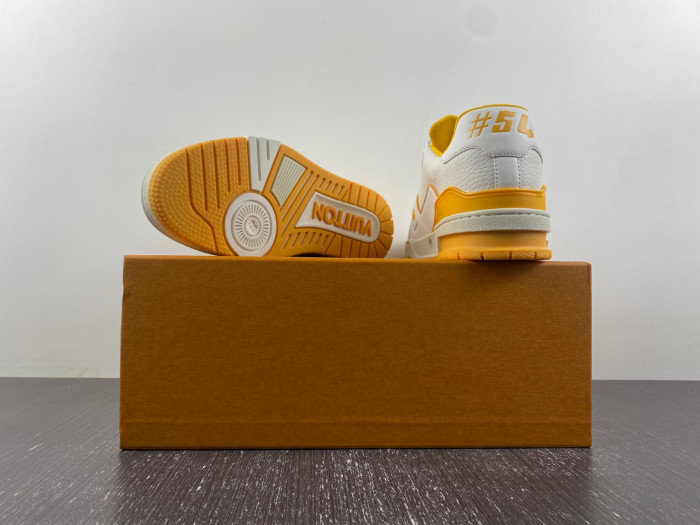 LV snekaers L0000530