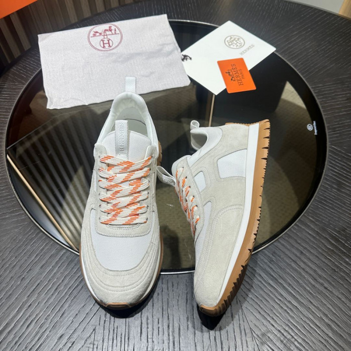 H**me5 snekaers hm050