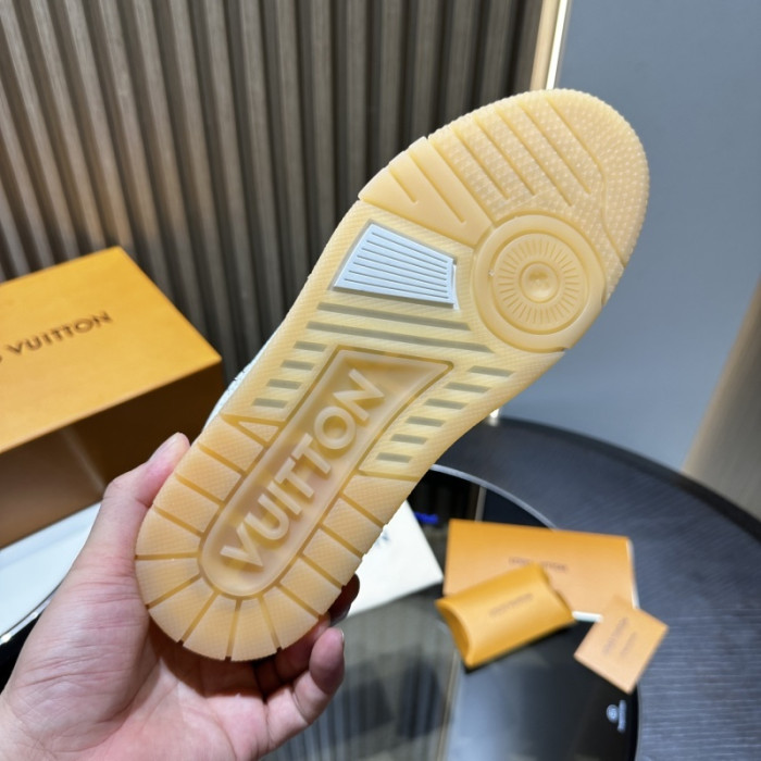 LV snekaers L0000648