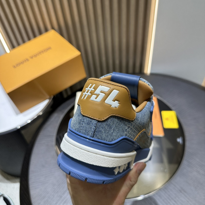 LV snekaers L0000437