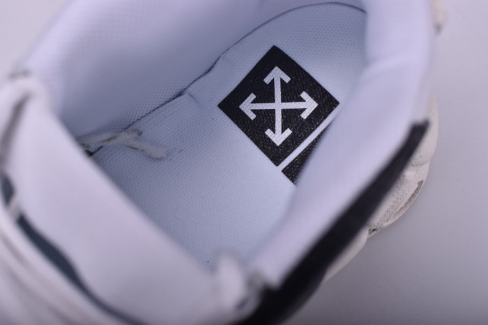 OW X NIKE AIR MORE UPTEMPO AA4060-201