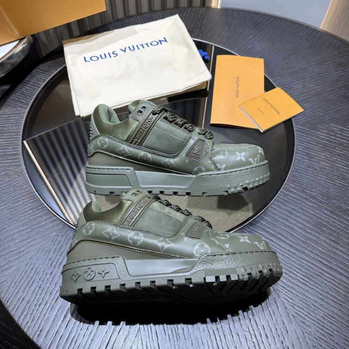 LV snekaers L0000544