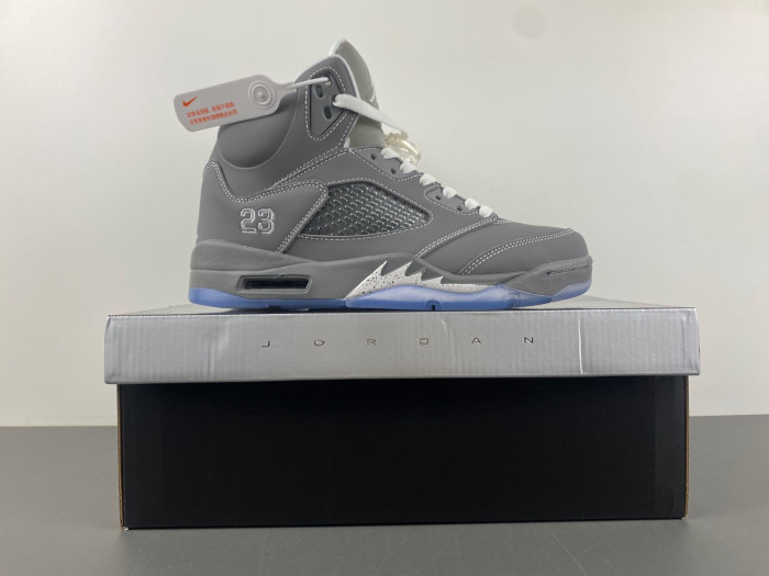 AIR Jordan 5 Retro Wolf Grey 136027-005