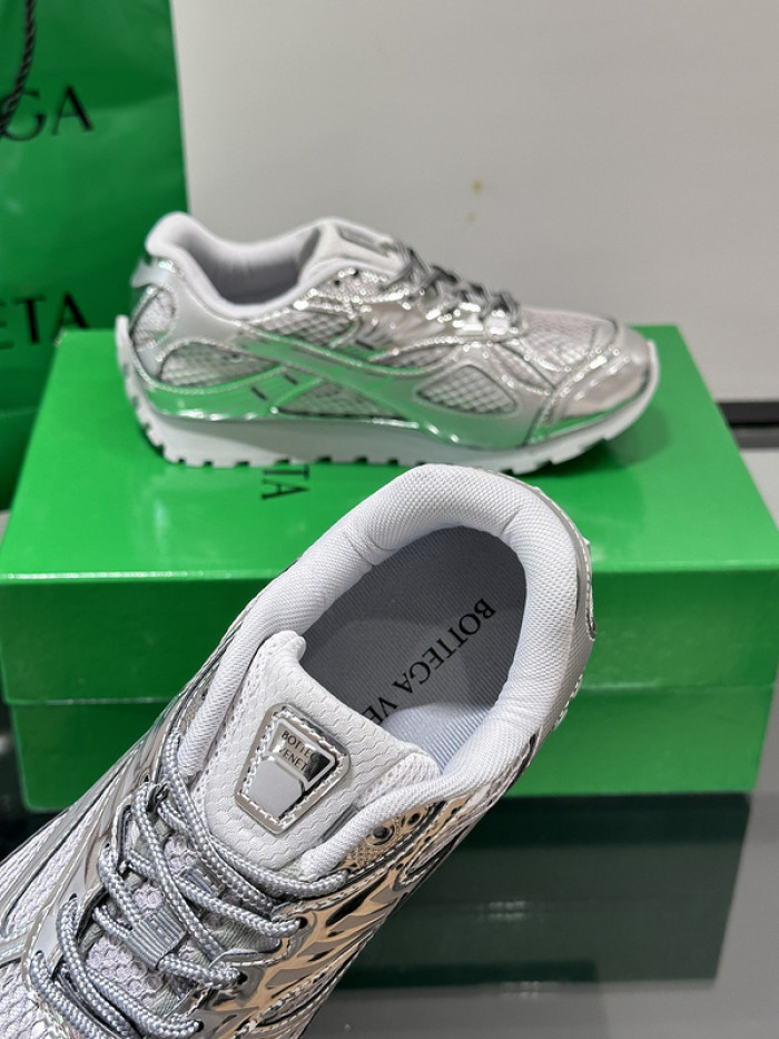 b0tt*ga Ven*ta sneakers bv00047